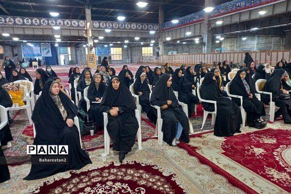 گرامیداشت ولادت حضرت زینب(س) و روز پرستار در ناحیه ۲ بهارستان