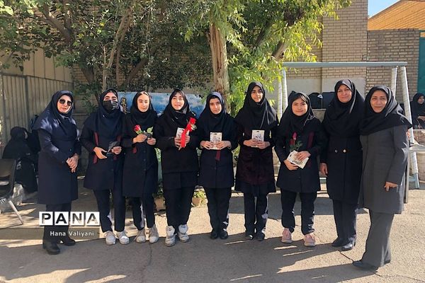 مراسم بزرگداشت ولادت حضرت زینب (س) در مدرسه آیت‌اله صدر ناحیه یک شهرری