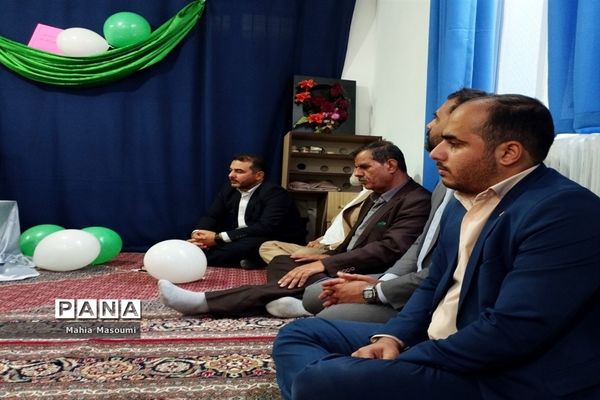 تقدیر از دانش‌آموزان راهیان‌نور شهر جوادآباد