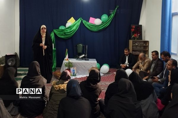 تقدیر از دانش‌آموزان راهیان‌نور شهر جوادآباد