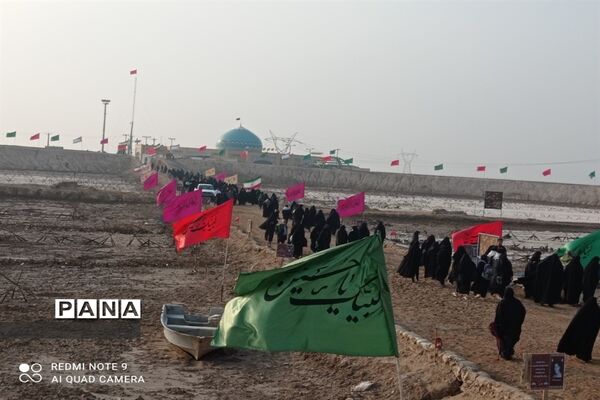 حس وحال دانش‌آموزان منطقه امامزاده در اردوی راهیان نور