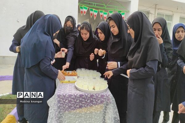 جشن میلادحضرت زینب کبری (س)در دبیرستان فاطمه زهرا (س) شهرستان بوشهر