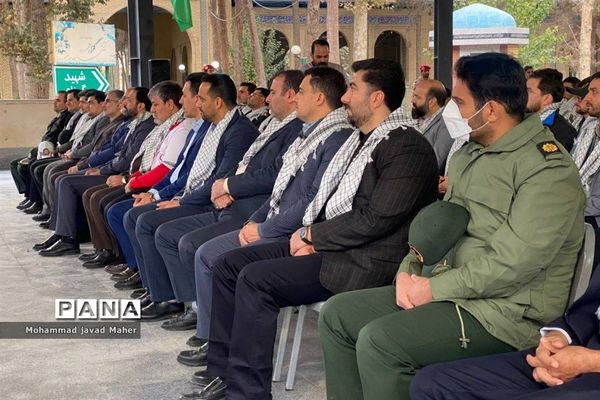 آیین غبارروبی و عطرافشانی مزار مطهر شهدای شهرستان قدس