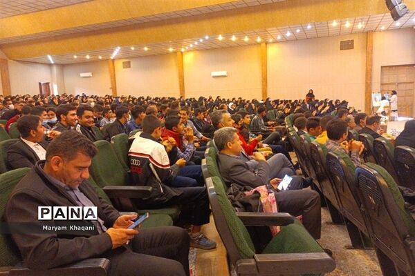 تجلیل از ستارگان قرآنی ناحیه 3 شیراز