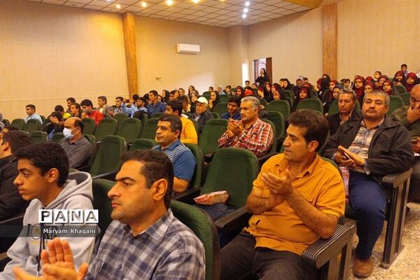 تجلیل از ستارگان قرآنی ناحیه 3 شیراز