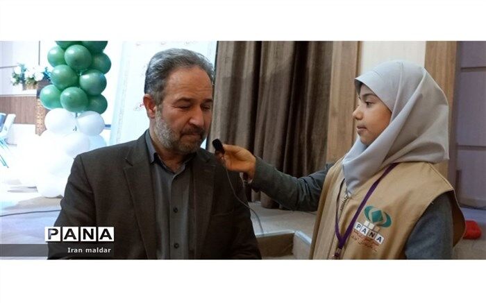 امروز اسلام و انقلاب و کشور ما در اوج قله شرافت قرار دارد