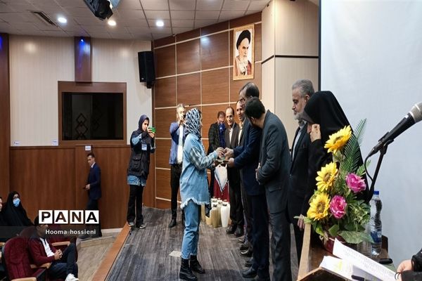 همایش تجلیل از نویسندگان شهرستان‌ قرچک