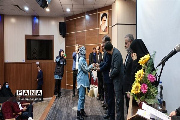 همایش تجلیل از نویسندگان شهرستان‌ قرچک