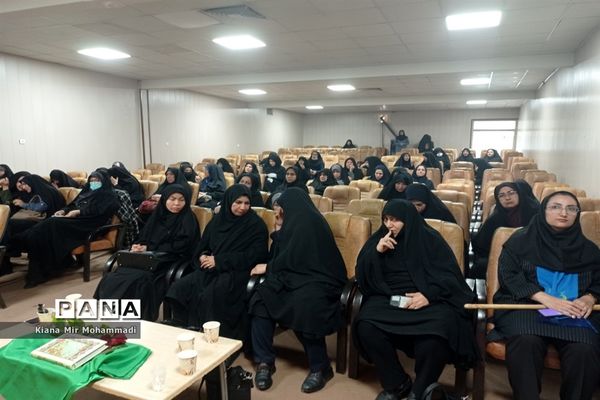 برگزاری کارگاه آسیب‌شناسی فرهنگی و تربیتی