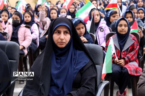 جشن میلاد حضرت زینب در آموزشگاه فرزانگان ناحیه یک بهارستان