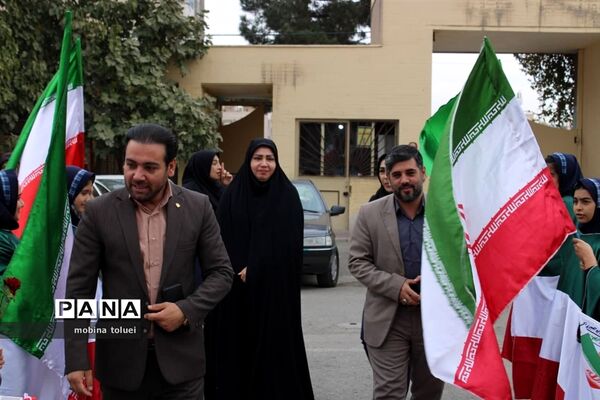 جشن میلاد حضرت زینب در آموزشگاه فرزانگان ناحیه یک بهارستان