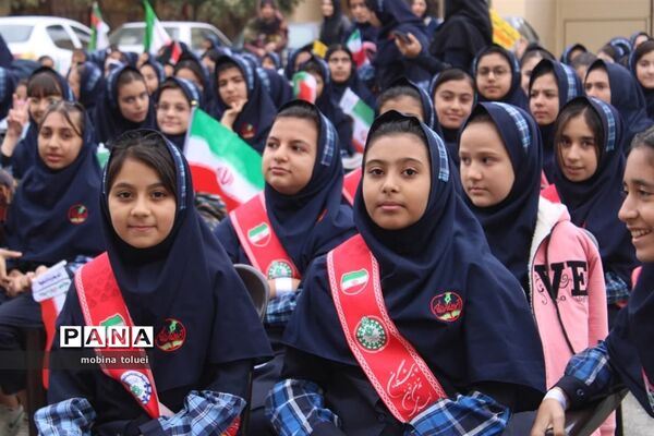 جشن میلاد حضرت زینب در آموزشگاه فرزانگان ناحیه یک بهارستان