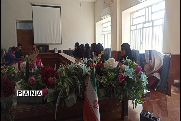 جلسه توجیهی  با دانش‌آموز خبرنگاران پانا