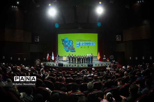 رونمایی از 42 عنوان کتاب کودک در قم