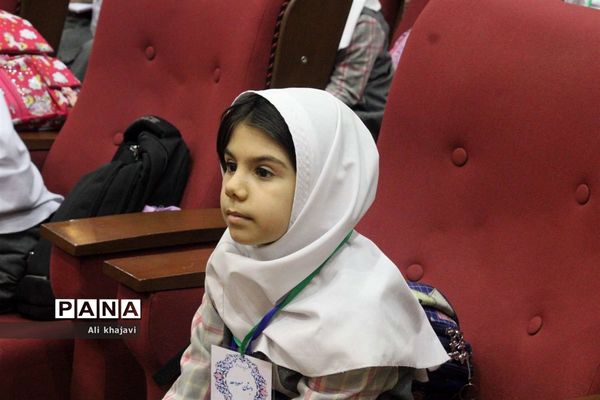 اولین گردهمایی بزرگ کتابیاران دهه نودی در تبریز