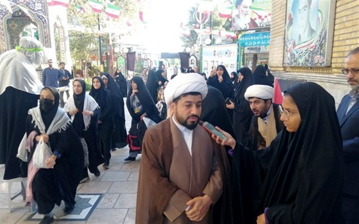شهدا بهترین الگوهای تربیتی نسل جوان هستند