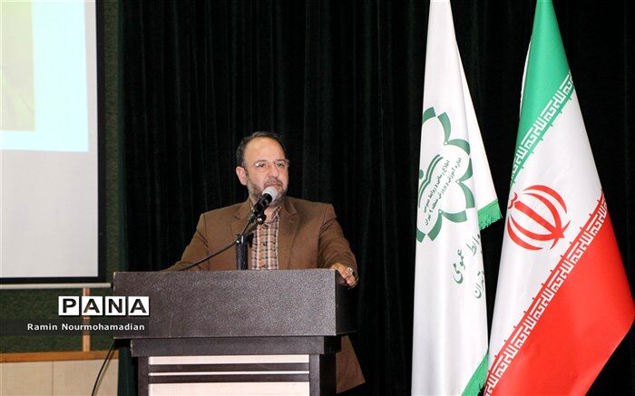 تحول‌گرایی لازمه پیشرفت و حرکت برای رسیدن به وضع مطلوب است