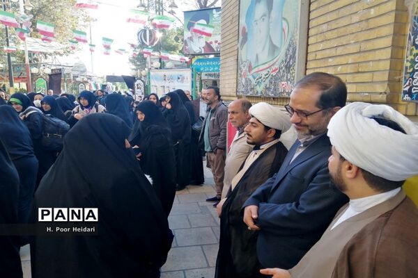 اعزام دانش‌آموزان ناحیه یک قم به اردوی راهیان نور