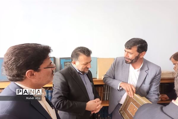 افتتاح کتابخانه عمومی کانون فرهنگی تربیتی امام خمینی ( ره)بهبهان