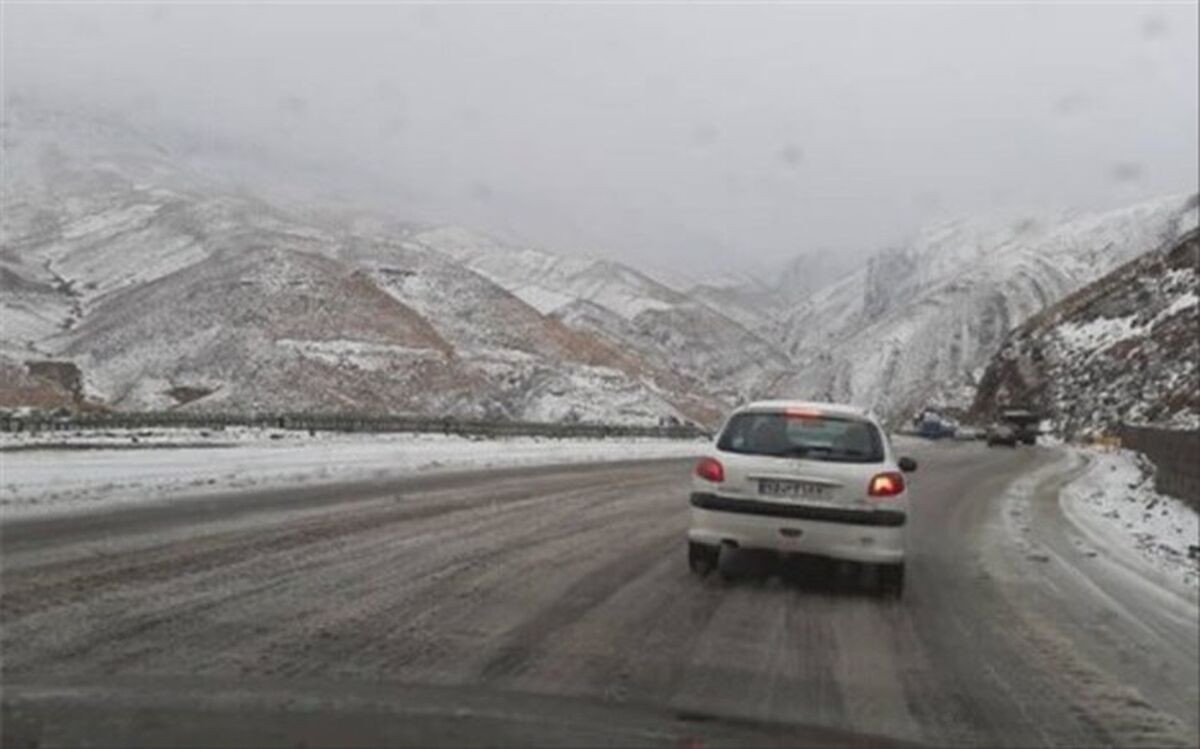 سفید پوش شدن برخی محورهای مواصلاتی در آذربایجان غربی