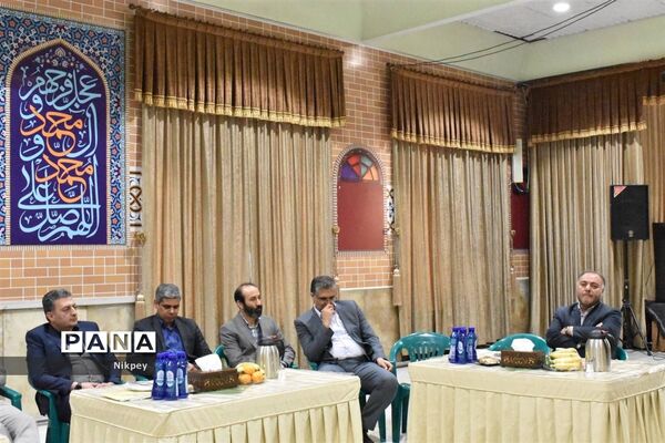 برگزاری جلسه مشترک در دبیرستان شاهد حجاب منطقه ۱۳