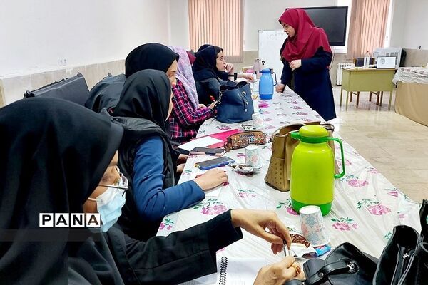 سومین کارگاه آموزش درس ریاضی پایه ششم در آموزش و پرورش رودهن