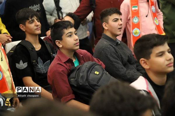 نمایشگاه یاریگران زندگی