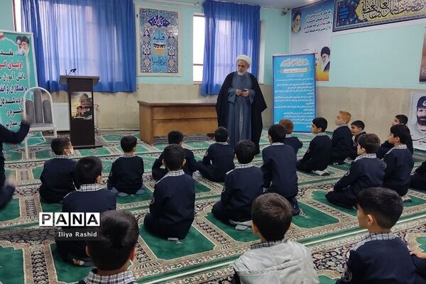 برگزاری مسابقات قرآن و عترت و نماز در مدرسه شاهد خاتم الانبیا شهرستان قرچک