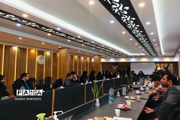 نشست هم‌اندیشی کارشناسان جدیدالانتصاب حوزه مشاوره آموزش و پرورش شهرستان‌های تهران