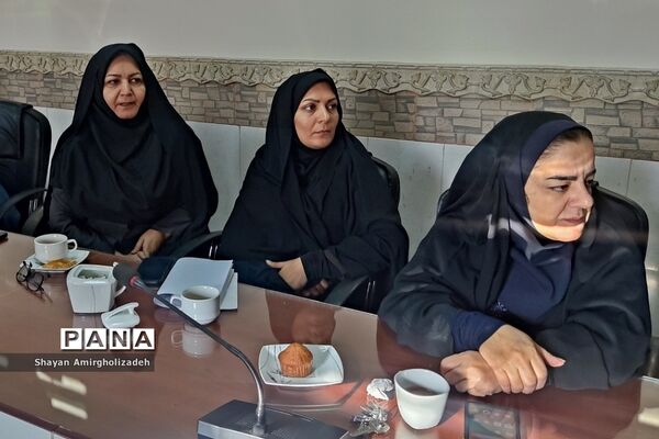 برگزاری کارگاه پیشگیری از اعتیاد نوجوانان مخصوص کادر اداری و آموزشی در شهرستان قرچک