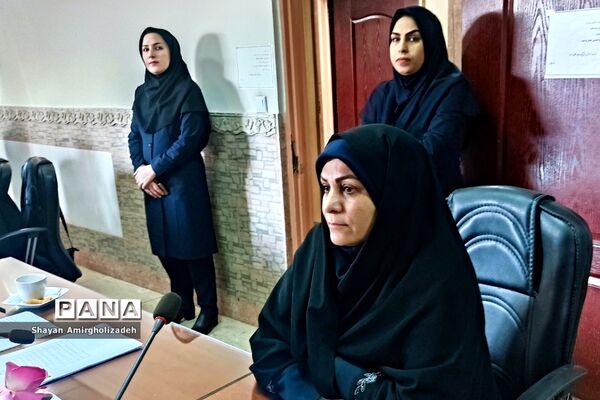 برگزاری کارگاه پیشگیری از اعتیاد نوجوانان مخصوص کادر اداری و آموزشی در شهرستان قرچک