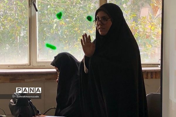 جلسه توجیهی واحد‌های پرورشی ویژه مدیران متوسطه اول و دوم در ناحیه دو ری