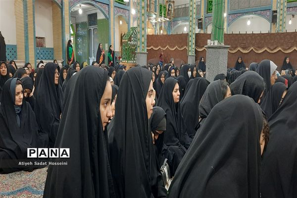 اجتماع بزرگ دانش‌آموزان مسافر سرزمین نور