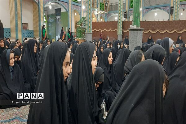 اجتماع بزرگ دانش‌آموزان مسافر سرزمین نور