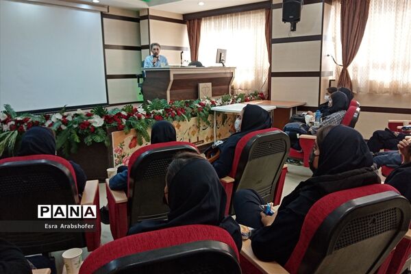 بازدید علمی دانش‌آموزان دبیرستان دخترانه علوی ناحیه 3  از بیمارستان امتیاز