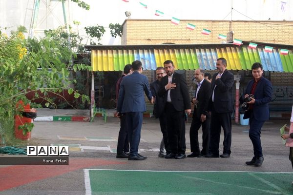 طرح توزیع شیر رایگان در مدارس استان بوشهر