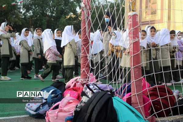 طرح توزیع شیر رایگان در مدارس استان بوشهر ( 2 )