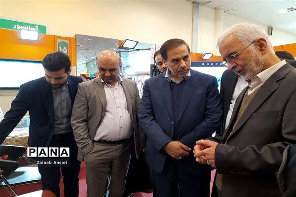 حضور ۱۲۰ دانش‌آموز یاریگر زندگی از مدارس ملارد در نمایشگاه یاریگران زندگی تهران
