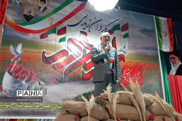 اعزام دانش‌آموزان دختر شهرستان ‌بهارستان به اردوی معنوی راهیان‌نور
