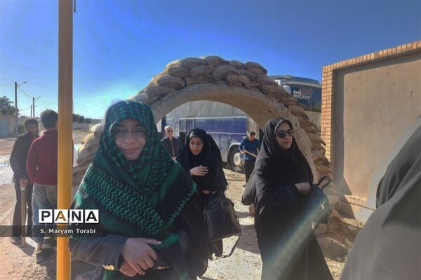 میزبانی شهدا در یادمان علقمه خرمشهر و قدمگاه شهدای غواص از نومعلمان فارس