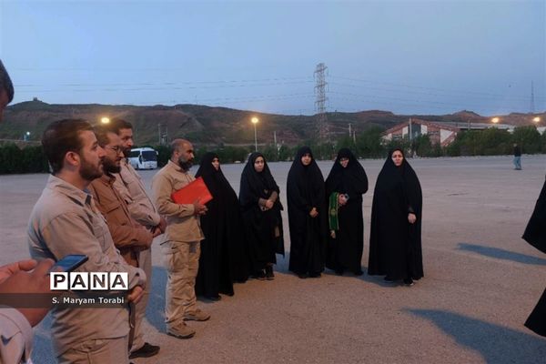 اردوی راهیان پیشرفت و بازدید نومعلمان استان فارس از شرکت پالایش نفت آبادان