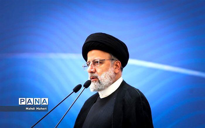 بسیج در نگاه امام(ره) و رهبری لشکر مخلص خدا و مدرسه عشق است
