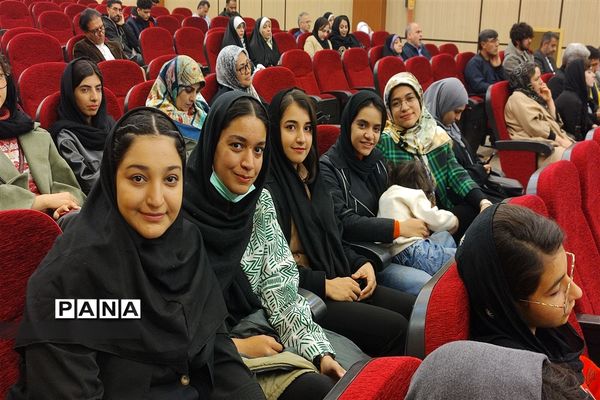 آیین تجلیل از برگزیدگان کنکور سال۱۴۰۲ در رباط‌کریم