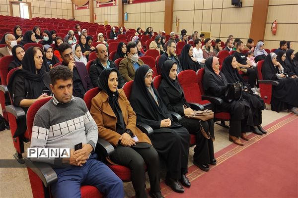 آیین تجلیل از برگزیدگان کنکور سال۱۴۰۲ در رباط‌کریم