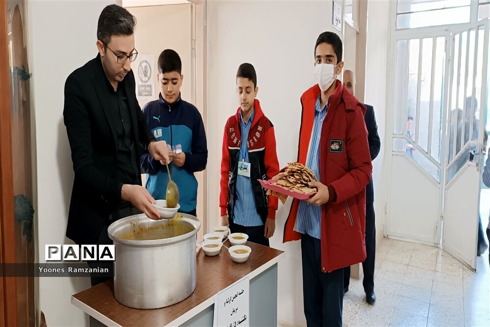 مراسم عزاداری به‌مناسبت شهادت حضرت فاطمه (س) در آموزشگاه نمونه دولتی مرتضوی