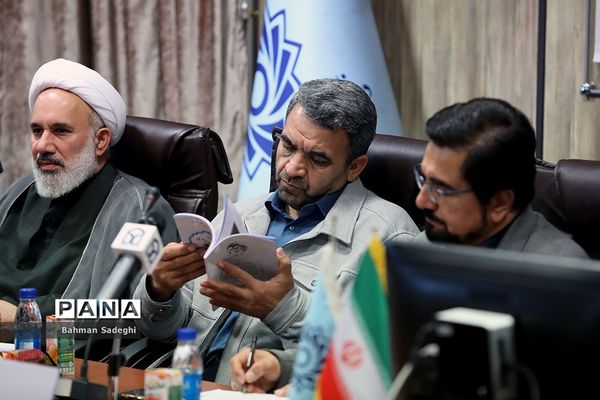 مراسم تجلیل از گروه تدریس جهادی «وتر»