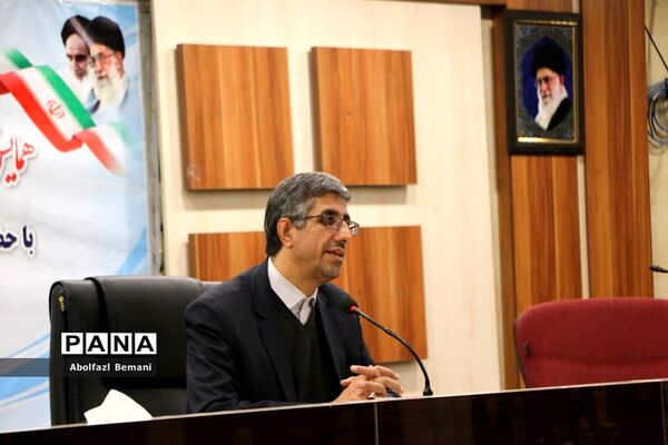 همایش سرگروه های علمی آموزشی مقطع ابتدایی استان قم-2