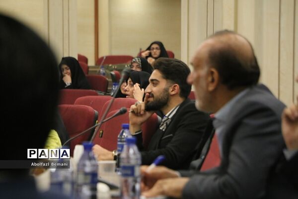 همایش سرگروه های علمی آموزشی مقطع ابتدایی استان قم-2