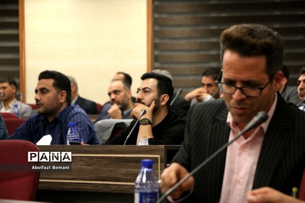 همایش سرگروه های علمی آموزشی مقطع ابتدایی استان قم-2