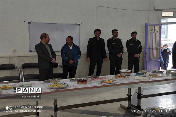 برگزاری جشنواره غذا در دبیرستان نمونه دولتی نجابت